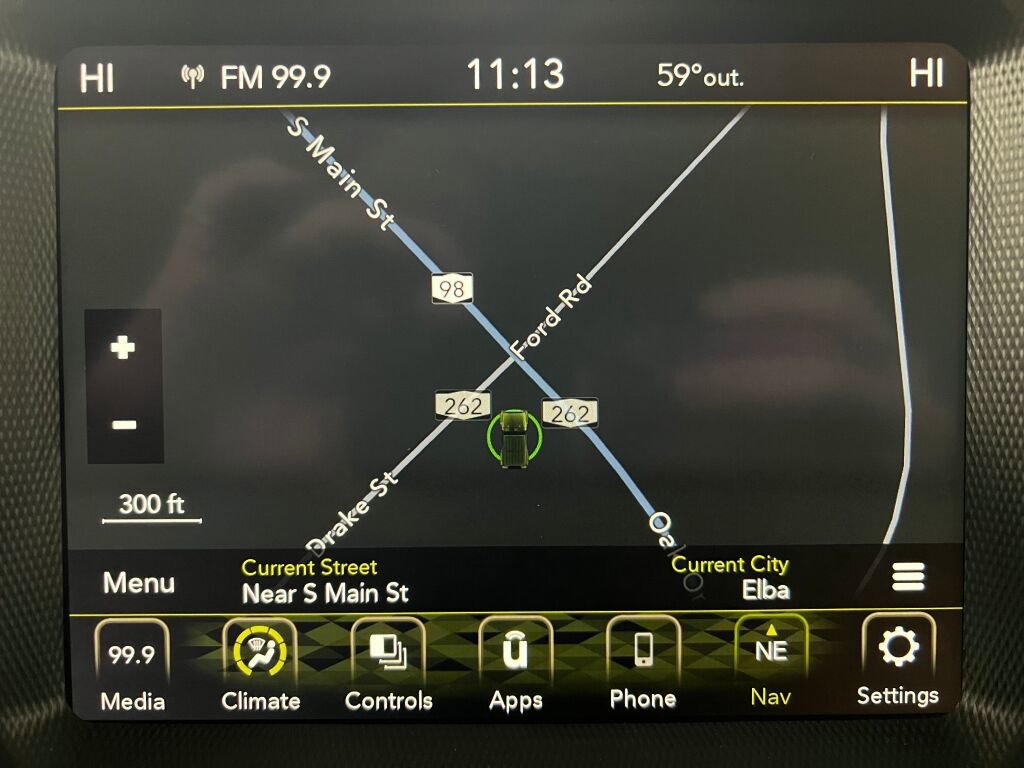 Used 2023 Jeep Wrangler Sahara image 10