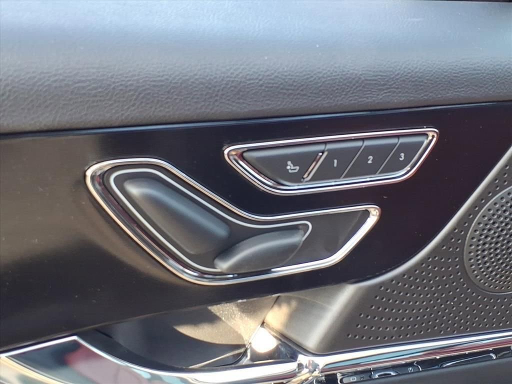 New 2026 Lincoln Corsair Grand Touring w/ Jet Appearance Package AWD/4WD image 18
