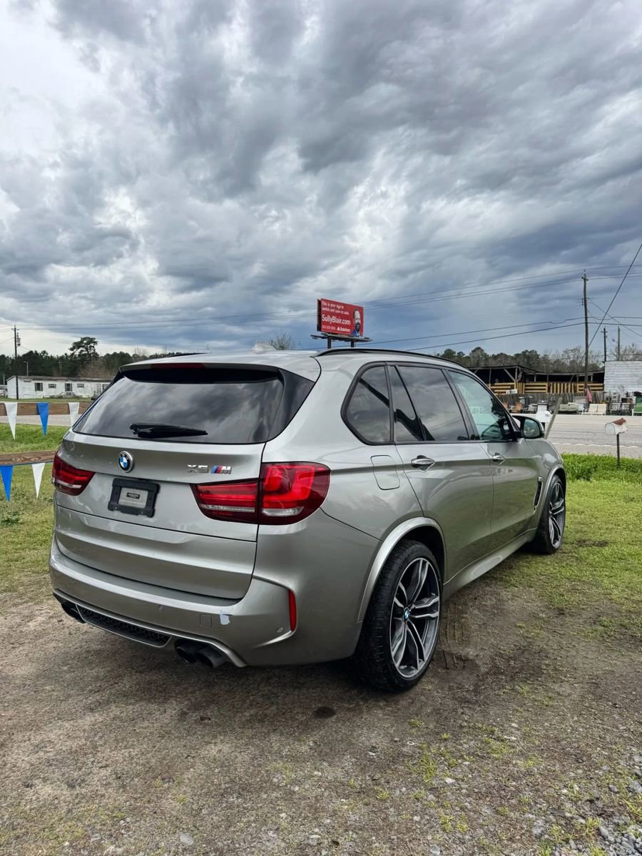 Used 2015 BMW X5 M image 9
