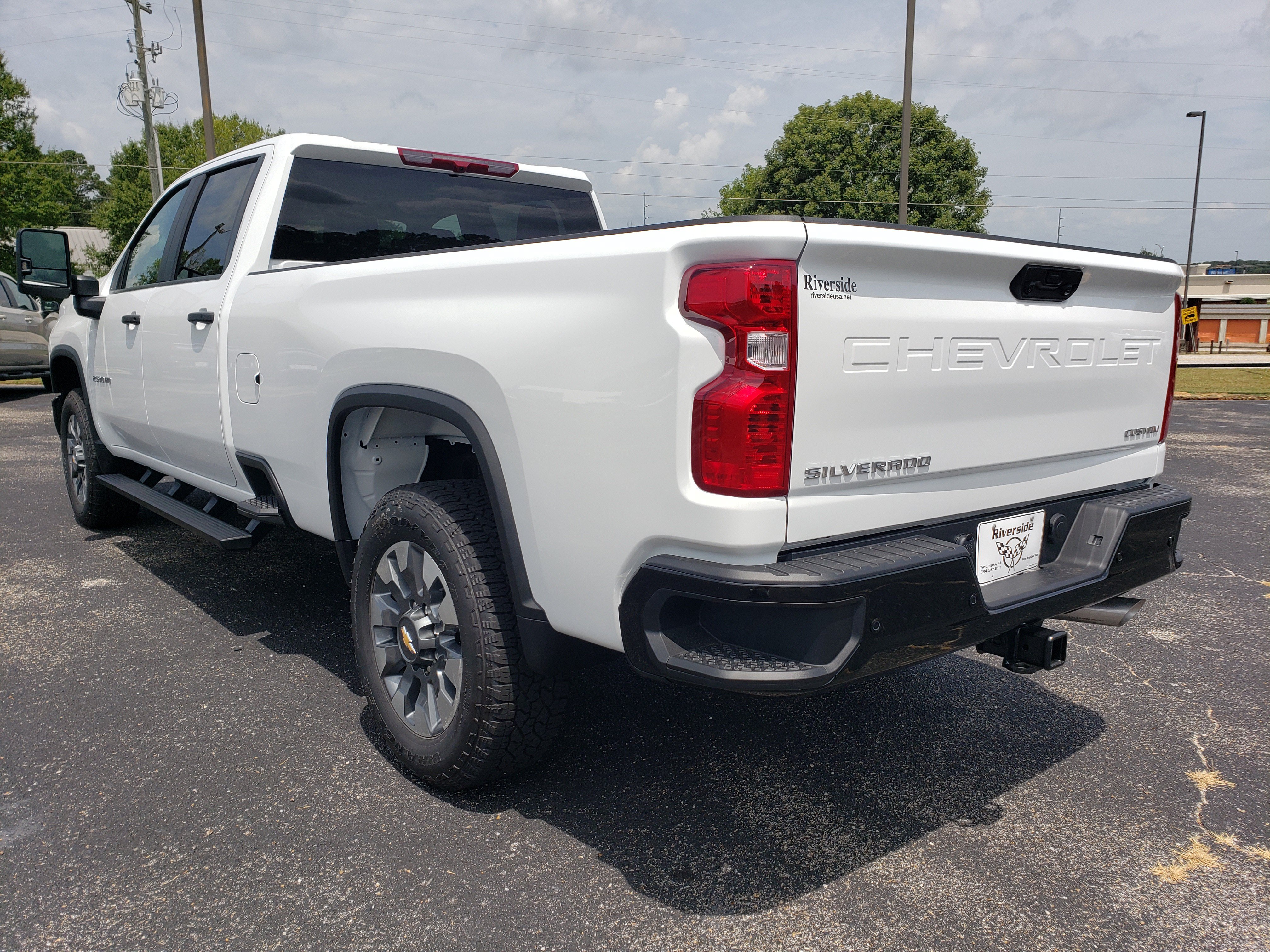 New 2026 Chevrolet Silverado 2500 Custom w/ Custom Value Package AWD/4WD image 4