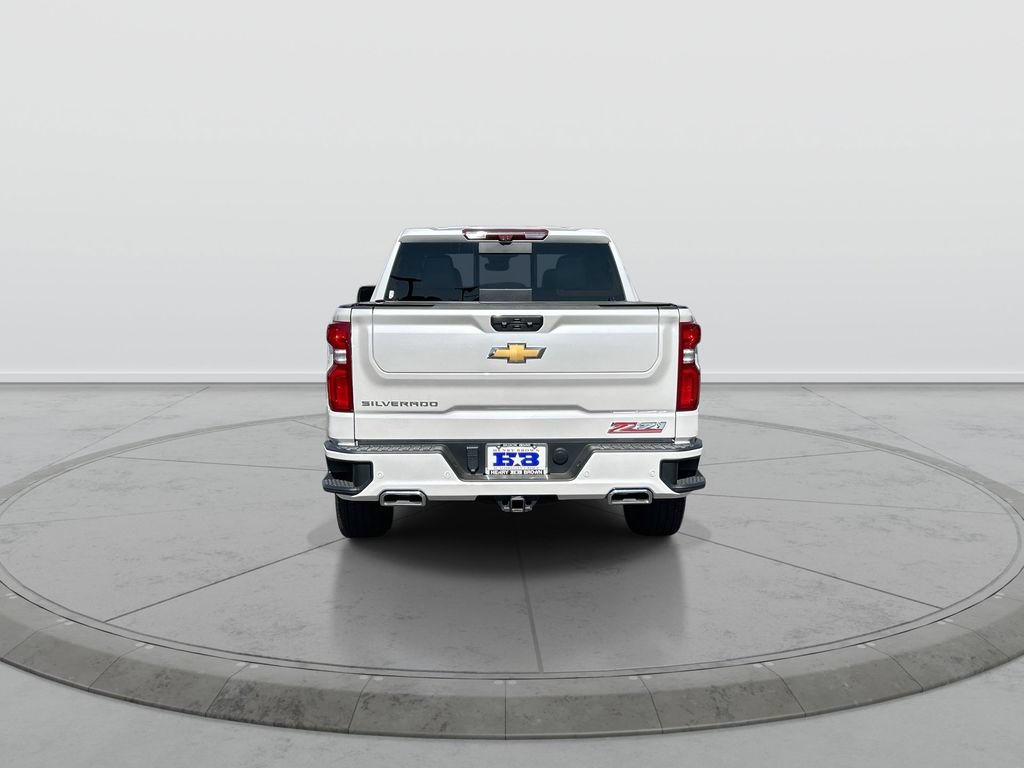 Used 2023 Chevrolet Silverado 1500 High Country w/ Technology Package AWD/4WD image 7