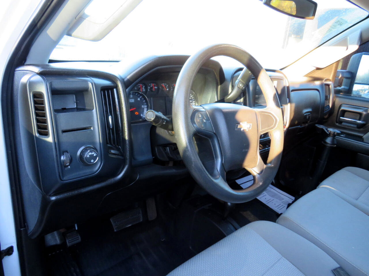 Used 2018 Chevrolet Silverado 2500 W/T w/ WT Fleet Convenience Package image 7