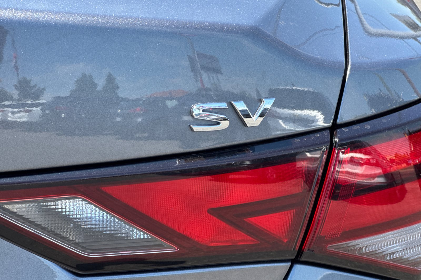 Certified 2024 Nissan Sentra SV FWD image 33