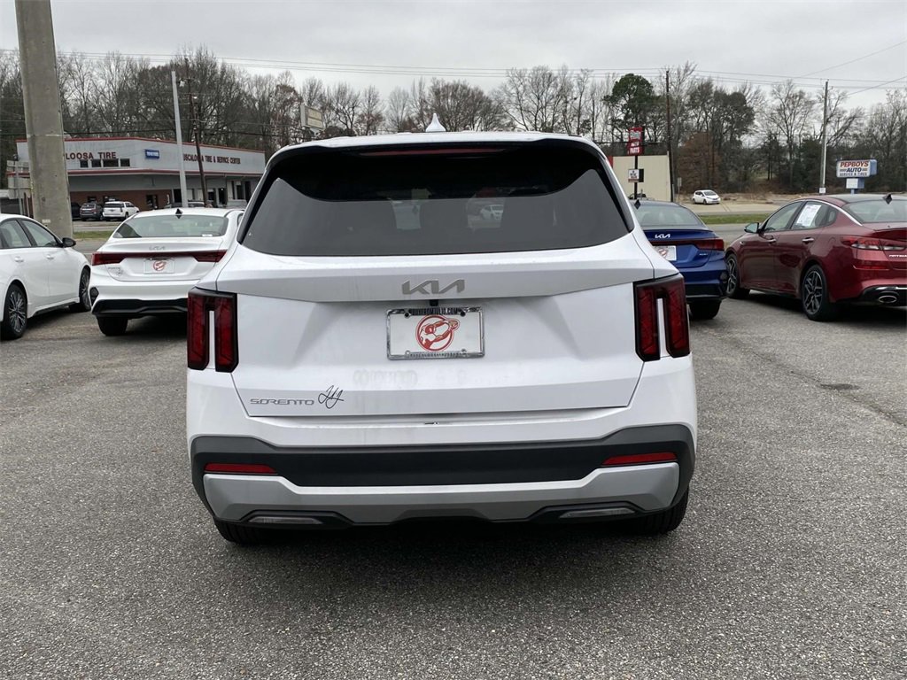 New 2024 Kia Sorento LX image 5