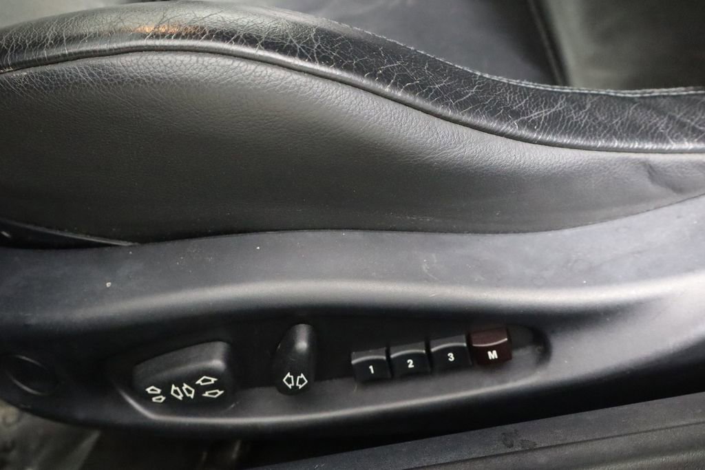 Used 2006 BMW Z4 3.0si image 14