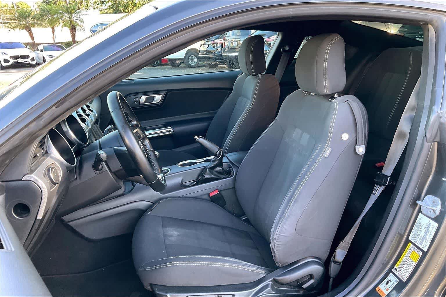 Used 2020 Ford Mustang GT w/ Black Accent Package RWD image 11