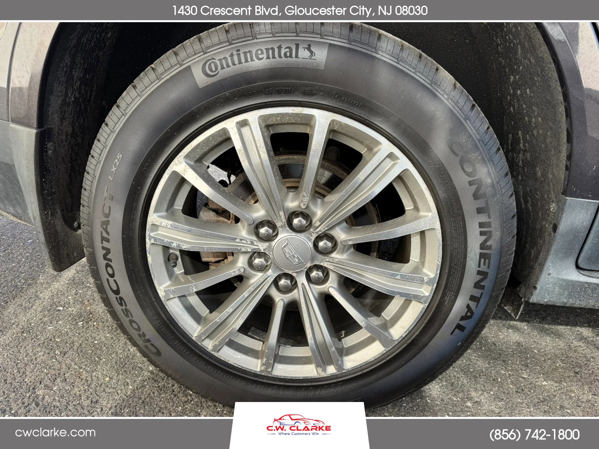 Used 2017 Cadillac XT5 Luxury w/ Driver Awareness Package image 11
