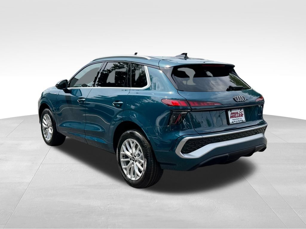 New 2026 Audi Q3 quattro 2.0T AWD/4WD image 5