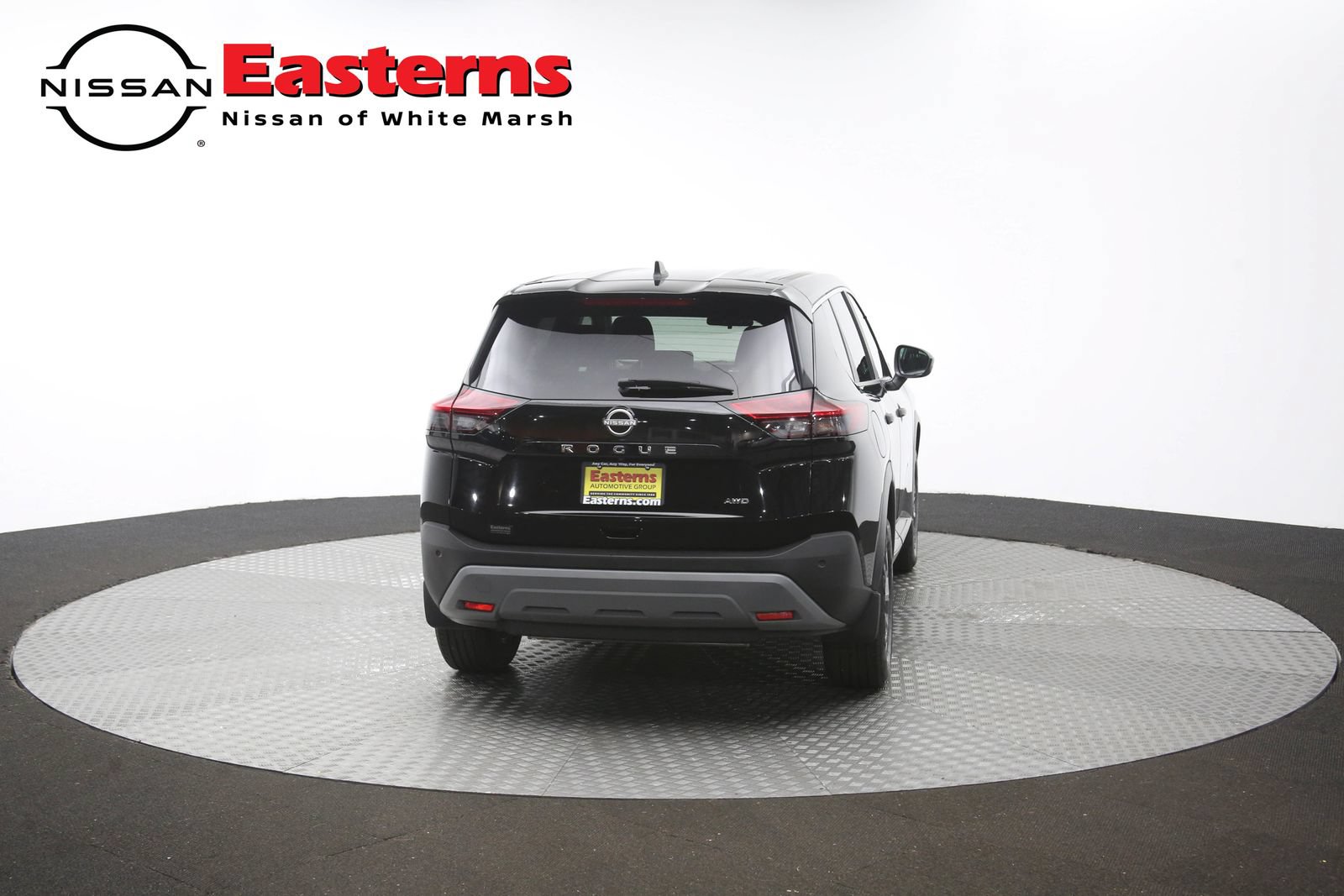 Used 2023 Nissan Rogue S AWD/4WD image 38