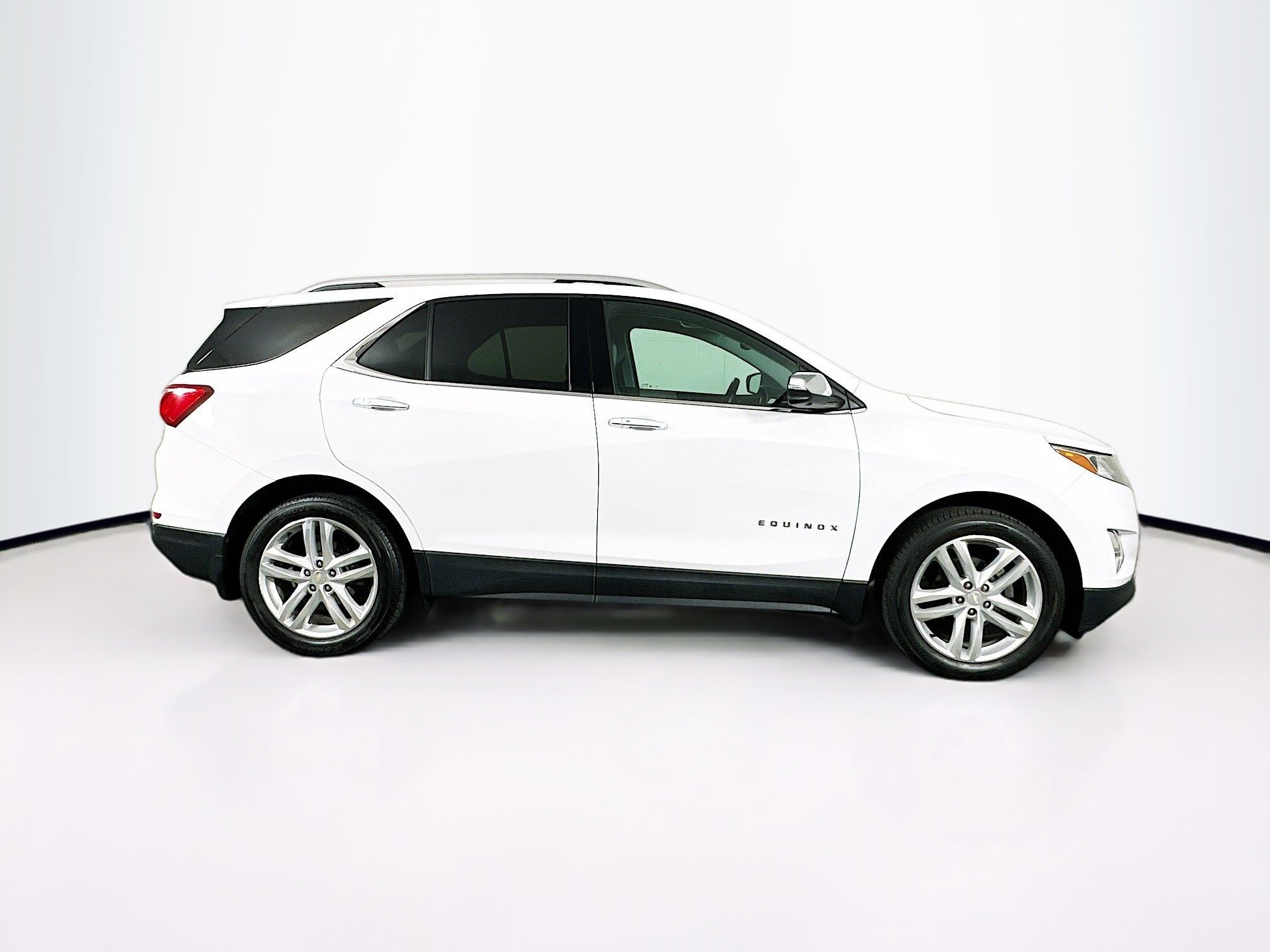 Used 2019 Chevrolet Equinox Premier image 10