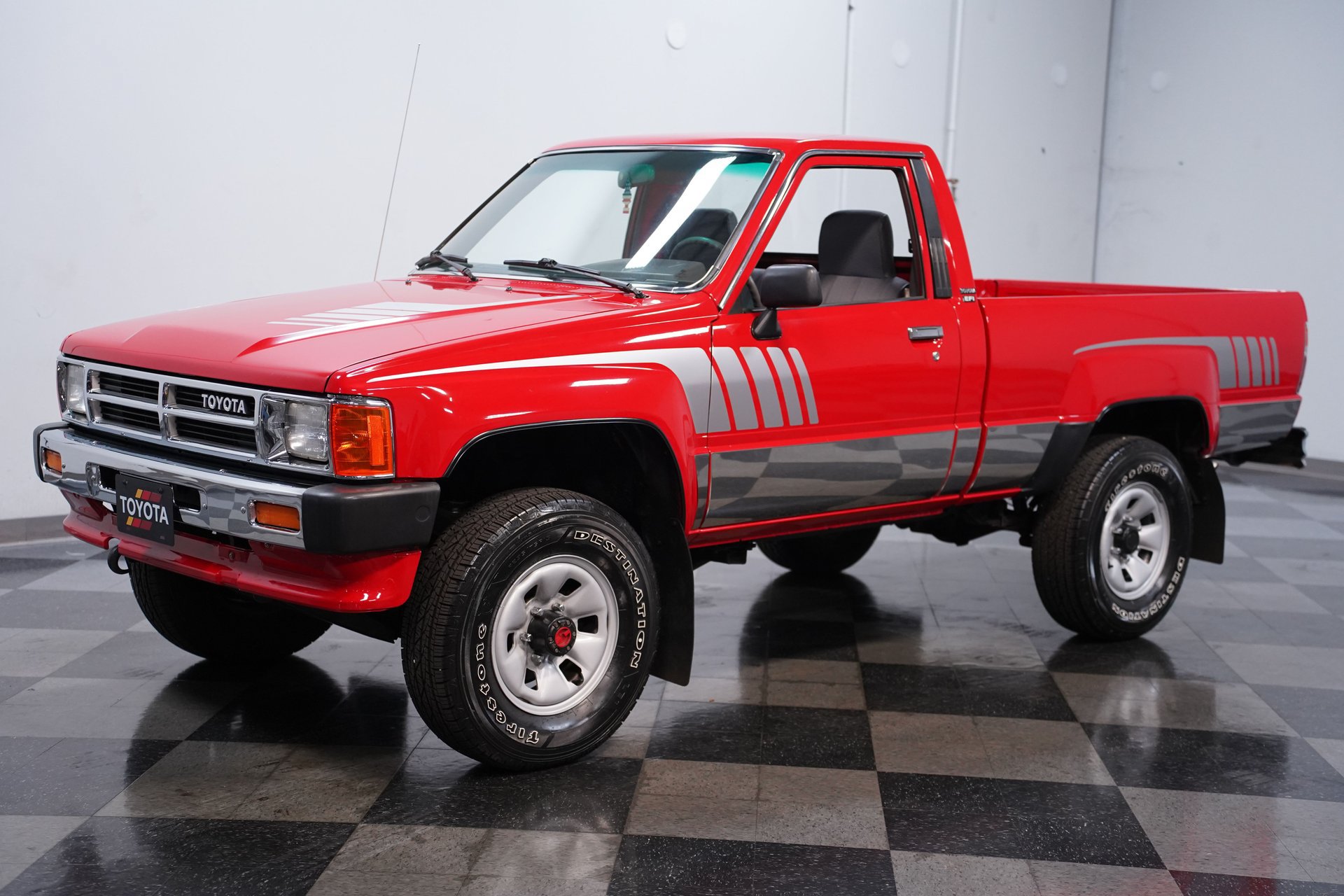 Used 1988 Toyota Pickup 4x4 Regular Cab image 7