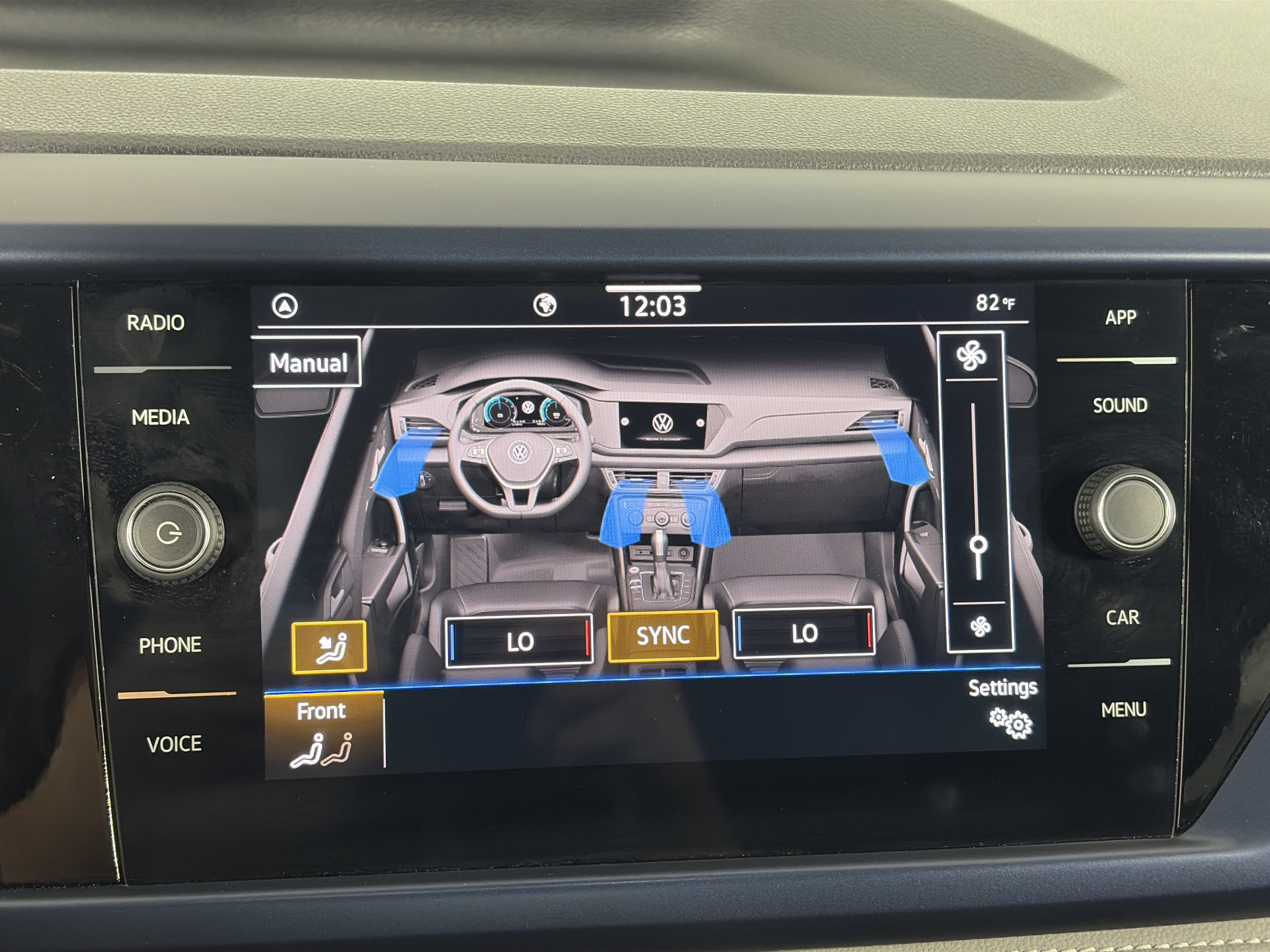 Used 2024 Volkswagen Taos SE FWD image 21