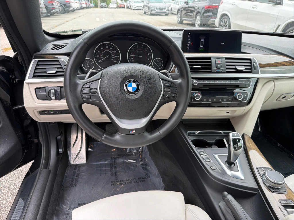 Used 2020 BMW 440i Convertible w/ M Sport Package RWD image 21