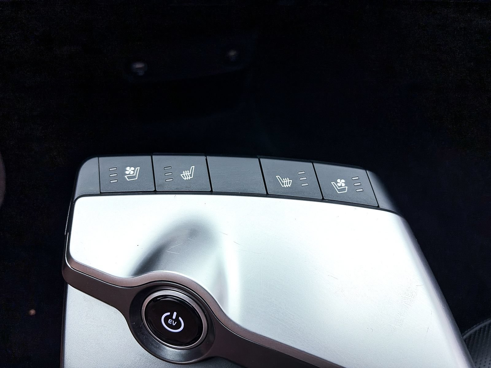 Certified 2023 Kia EV6 Wind w/ Wind Technology Package RWD image 26