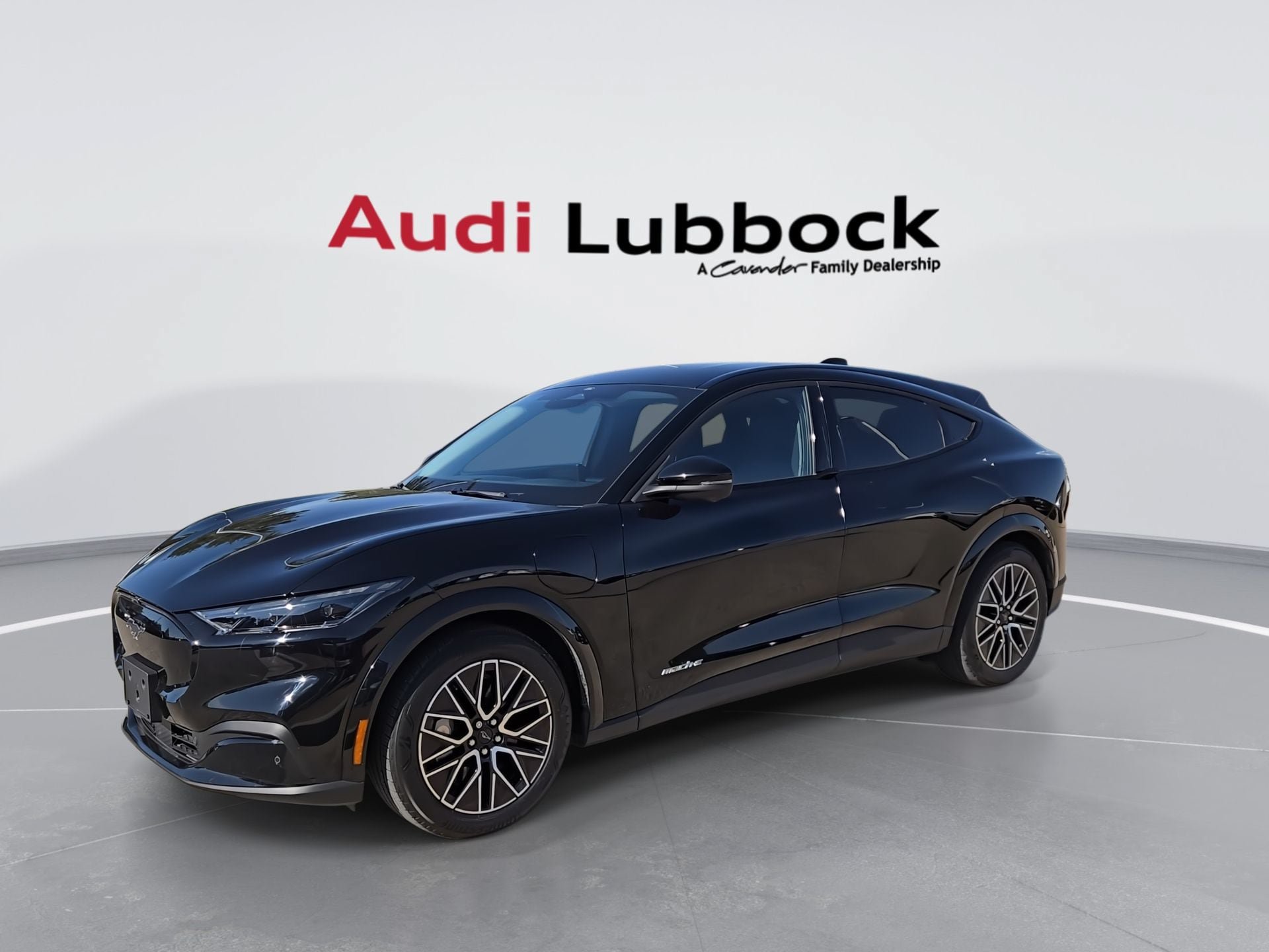 Used 2025 Ford Mustang Mach-E Premium RWD image 4