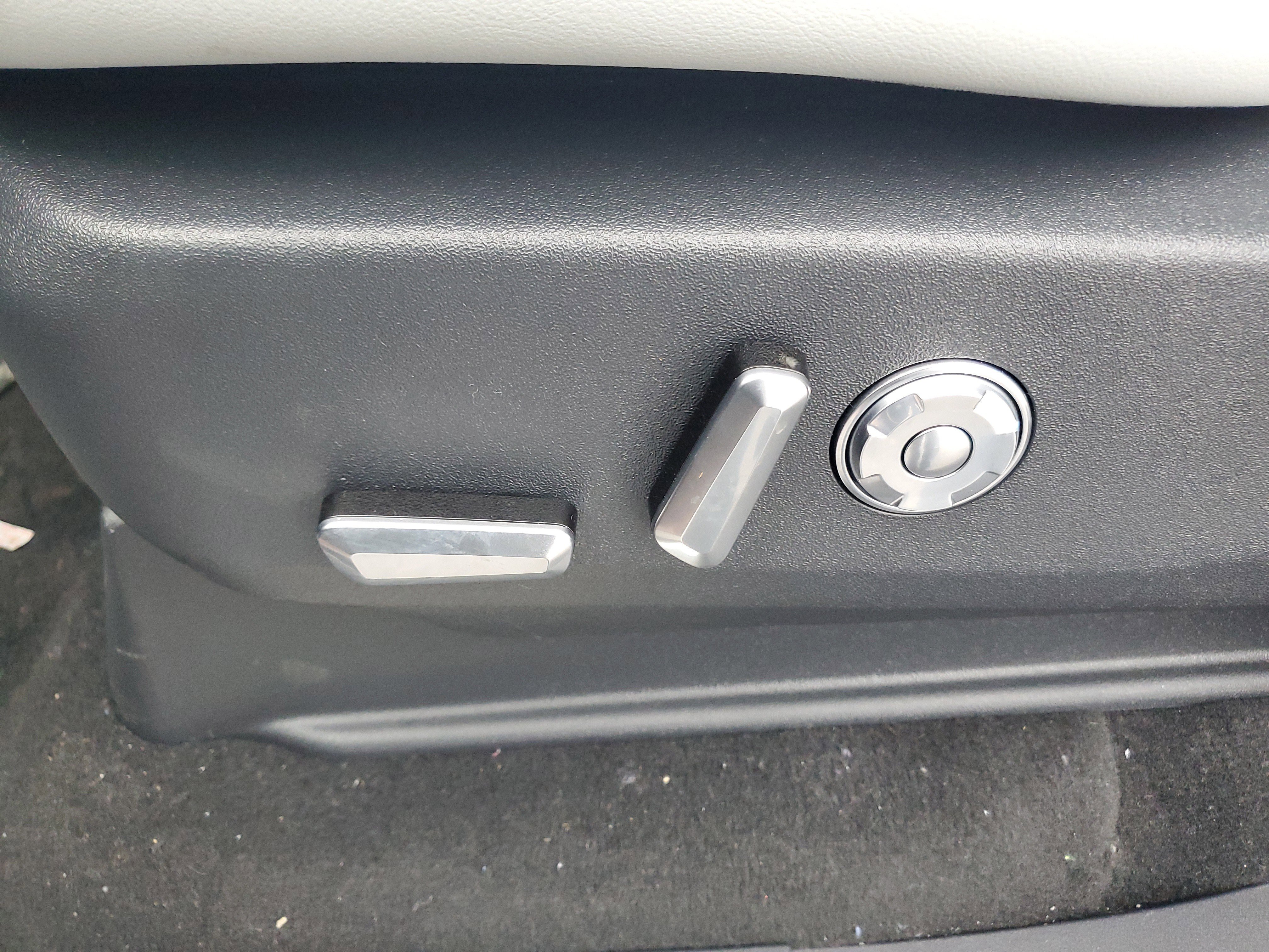 New 2025 Lincoln Navigator L Black Label image 13