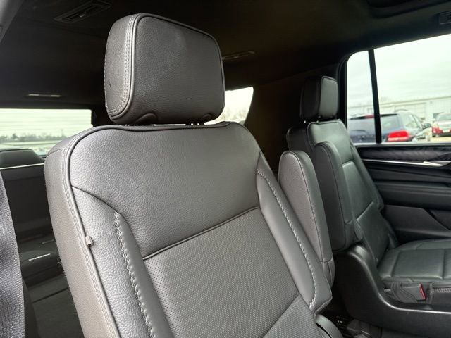 Used 2022 GMC Yukon XL Denali image 51