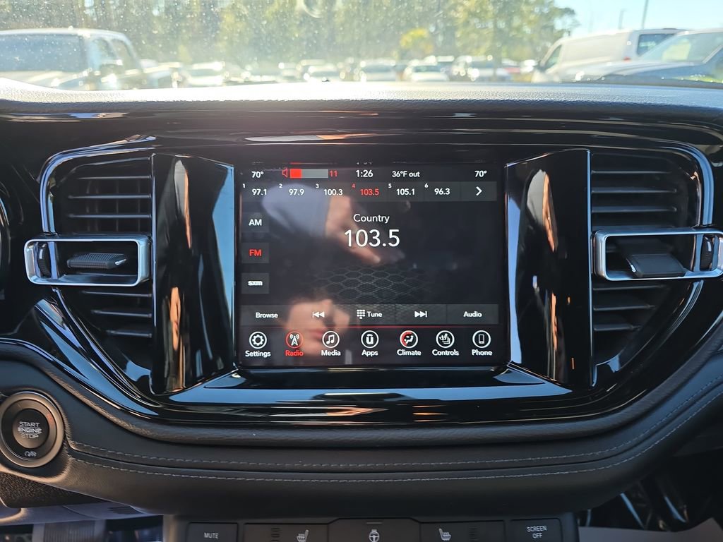 Used 2023 Dodge Durango SXT image 25