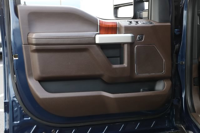 Used 2019 Ford F250 King Ranch w/ King Ranch Ultimate Package AWD/4WD image 21