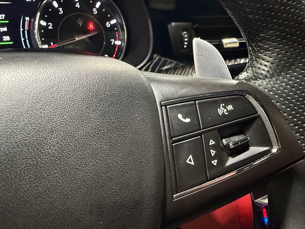 Used 2022 Maserati Quattroporte Modena Q4 image 27