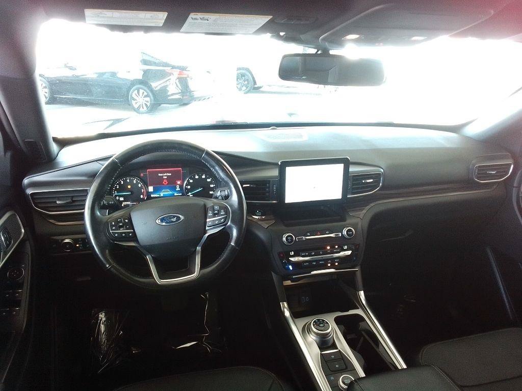 Used 2020 Ford Explorer Limited AWD/4WD image 7