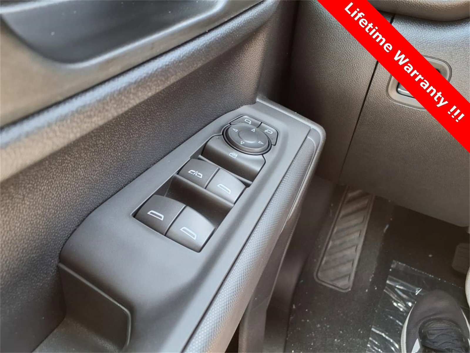 New 2025 Chevrolet Silverado 1500 Custom w/ Turbomax Blackout Package image 27