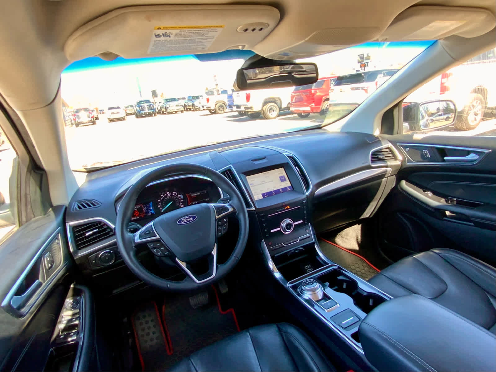 Used 2019 Ford Edge Titanium FWD image 28