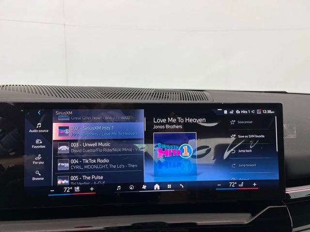 Used 2026 BMW 530i xDrive w/ M Sport Package image 15