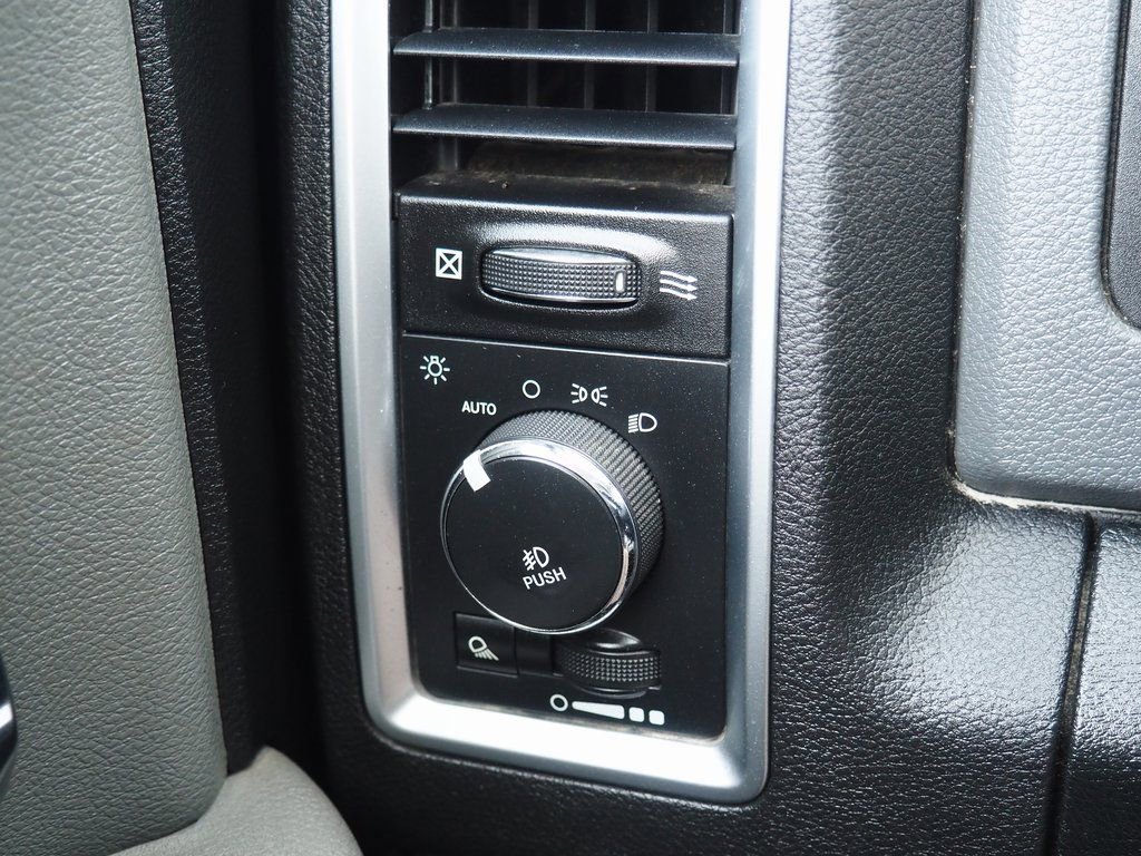 Used 2016 RAM 1500 Big Horn image 21