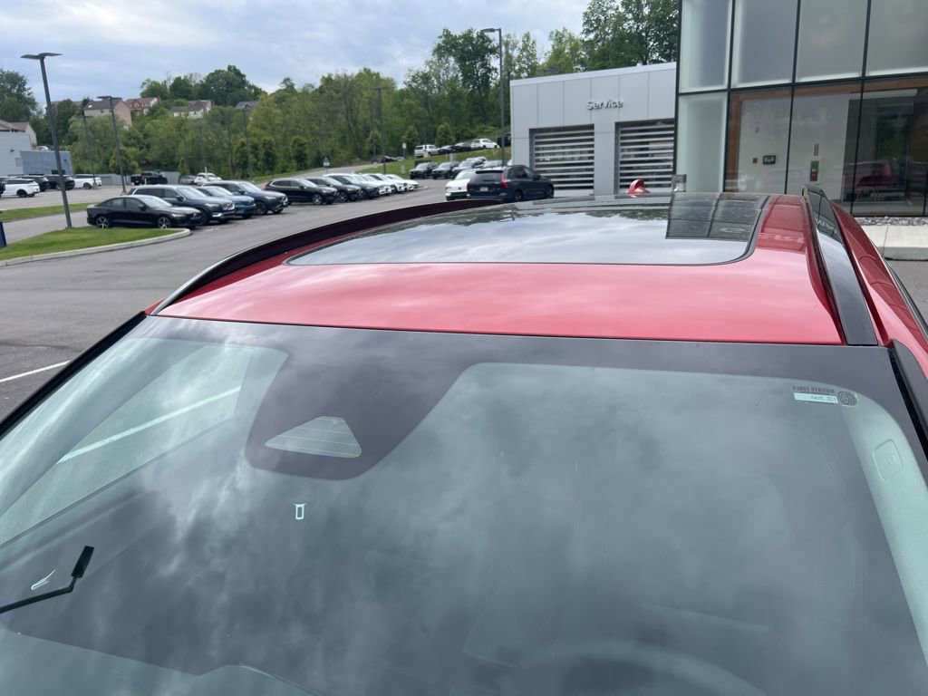 Used 2024 Volvo XC40 B5 Plus w/ Climate Package AWD/4WD image 7