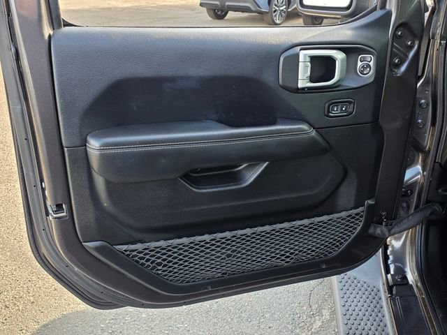 Used 2019 Jeep Wrangler Unlimited Sahara AWD/4WD image 24