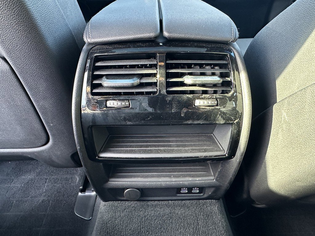 Used 2021 BMW 530i xDrive w/ Convenience Package image 11