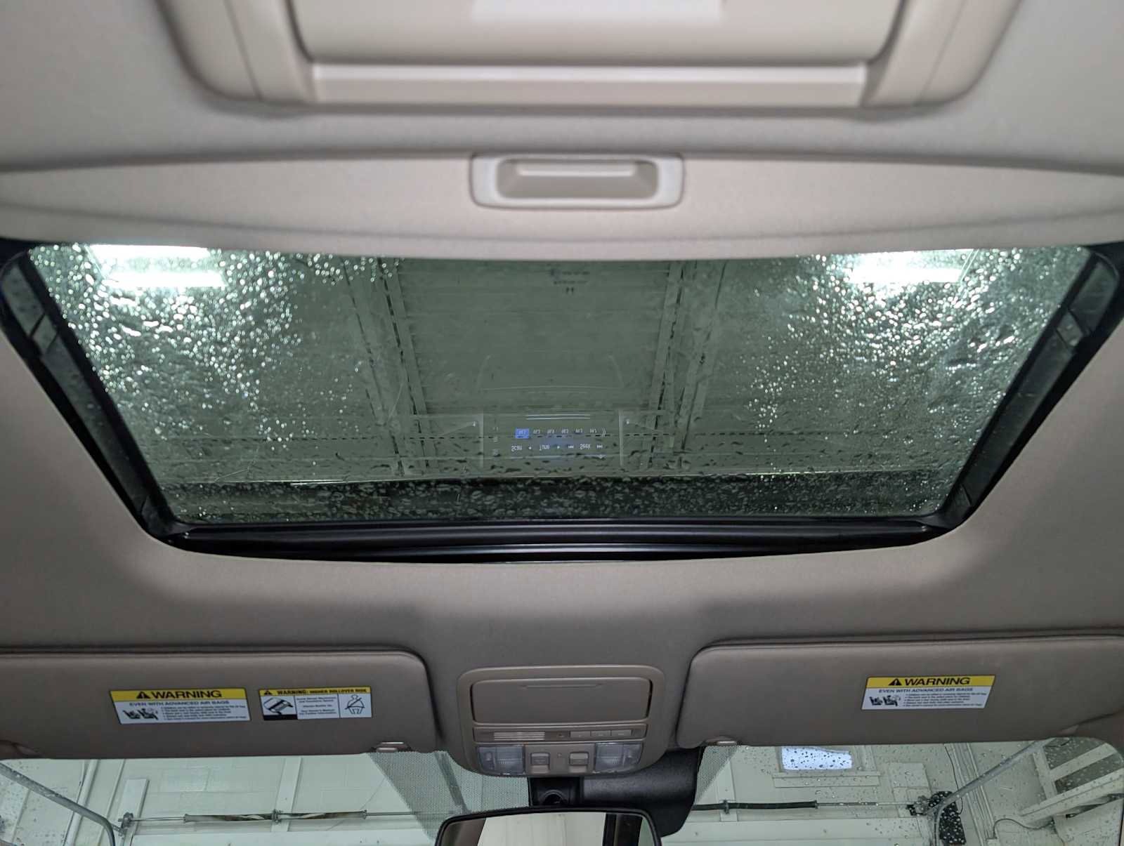 Used 2016 Honda Pilot Touring image 16