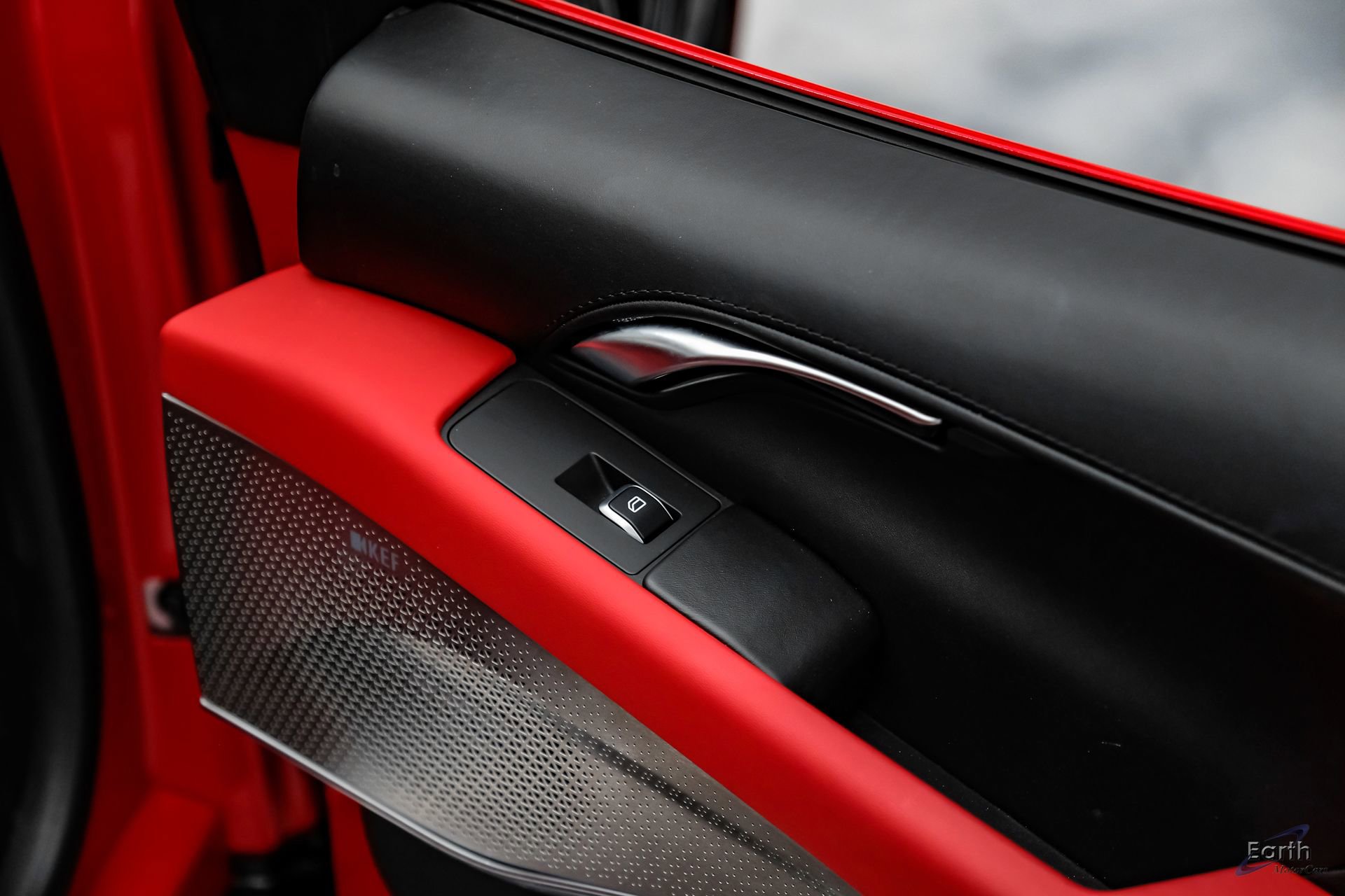 Used 2025 Lotus Emira RWD image 93