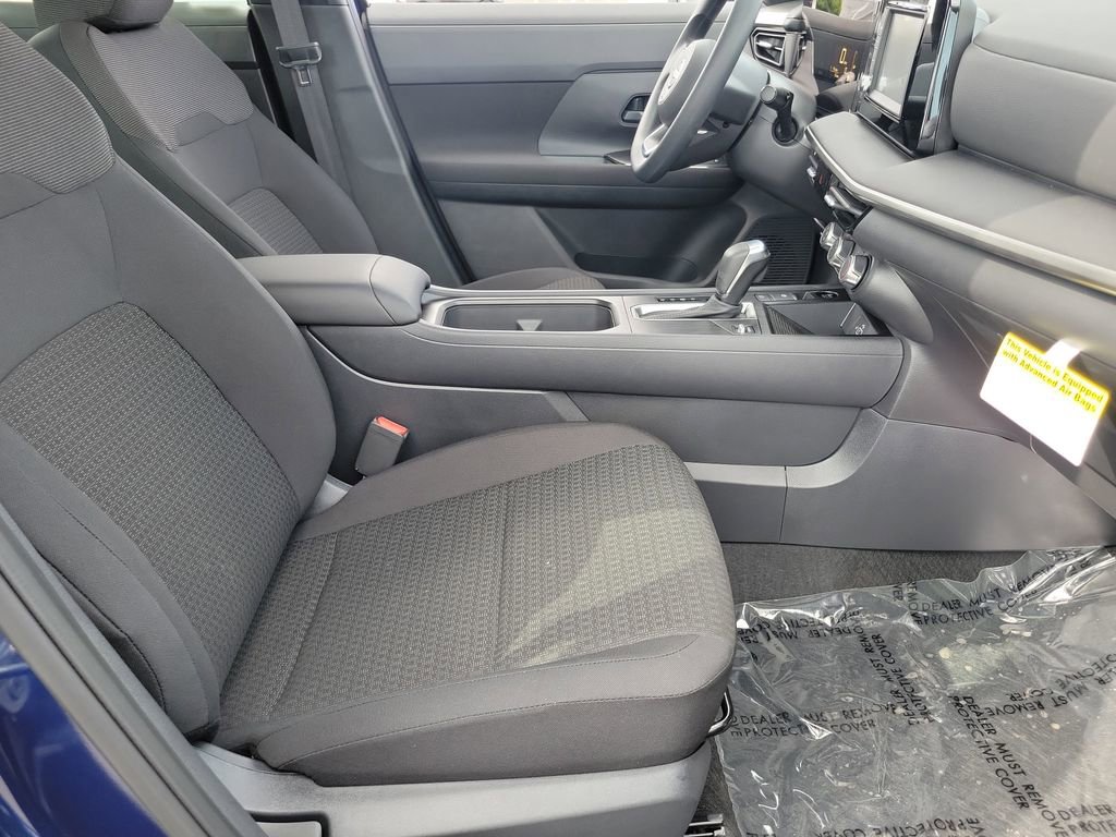 New 2025 Nissan Kicks S image 12