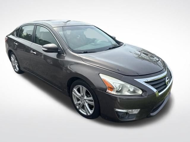 Used 2013 Nissan Altima 3.5 SL FWD image 5