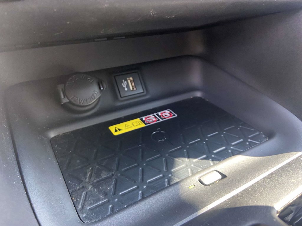 Used 2024 Toyota RAV4 XLE Premium w/ Weather Package FWD image 31