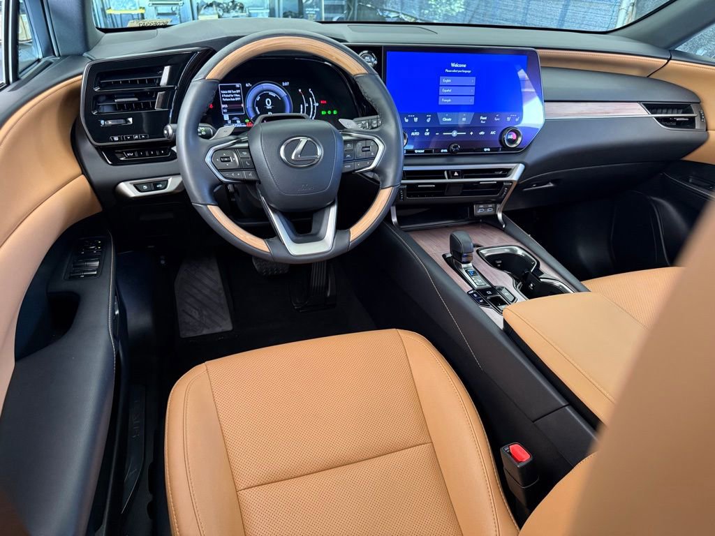Certified 2024 Lexus RX 350h w/ Convenience Package image 15
