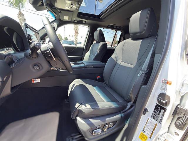 New 2026 Lexus LX 600 4WD w/ Luxury Package image 16