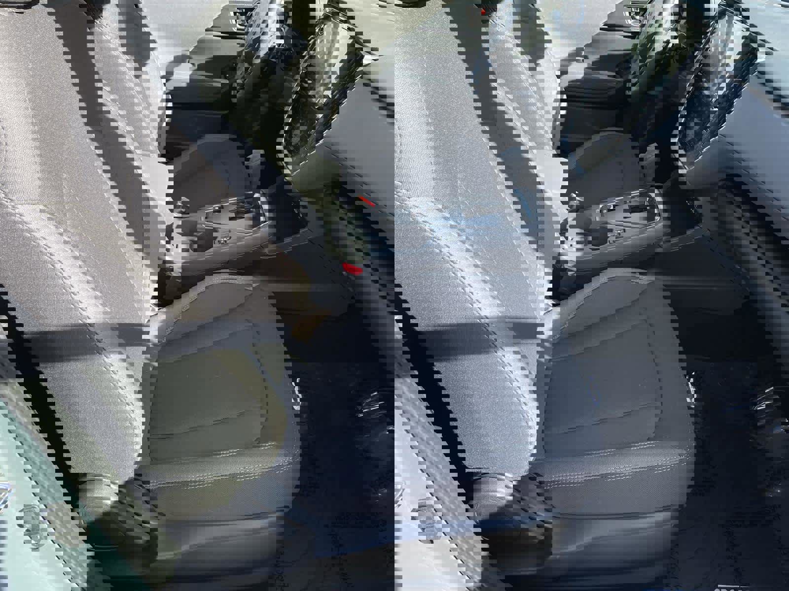 Used 2025 Subaru Crosstrek 2.0i Premium image 18