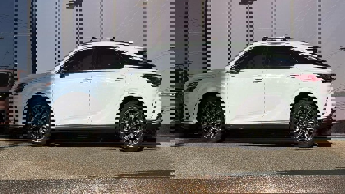 Used 2025 Lexus RX 350 F Sport image 6