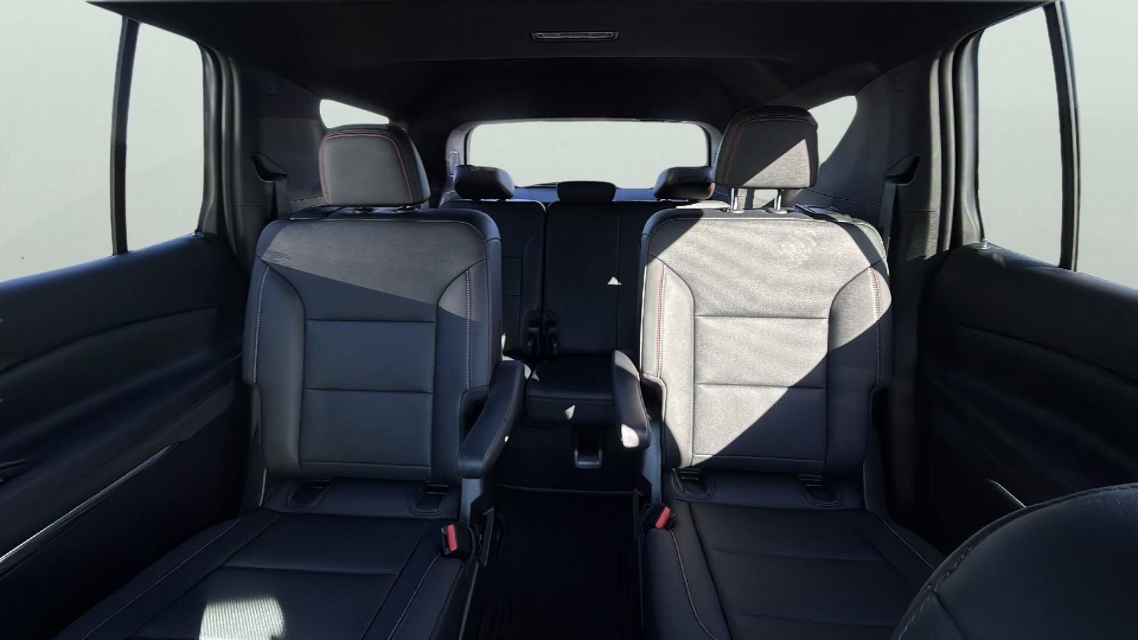 Used 2025 Chevrolet Traverse Z71 w/ Driver Confidence Package image 26