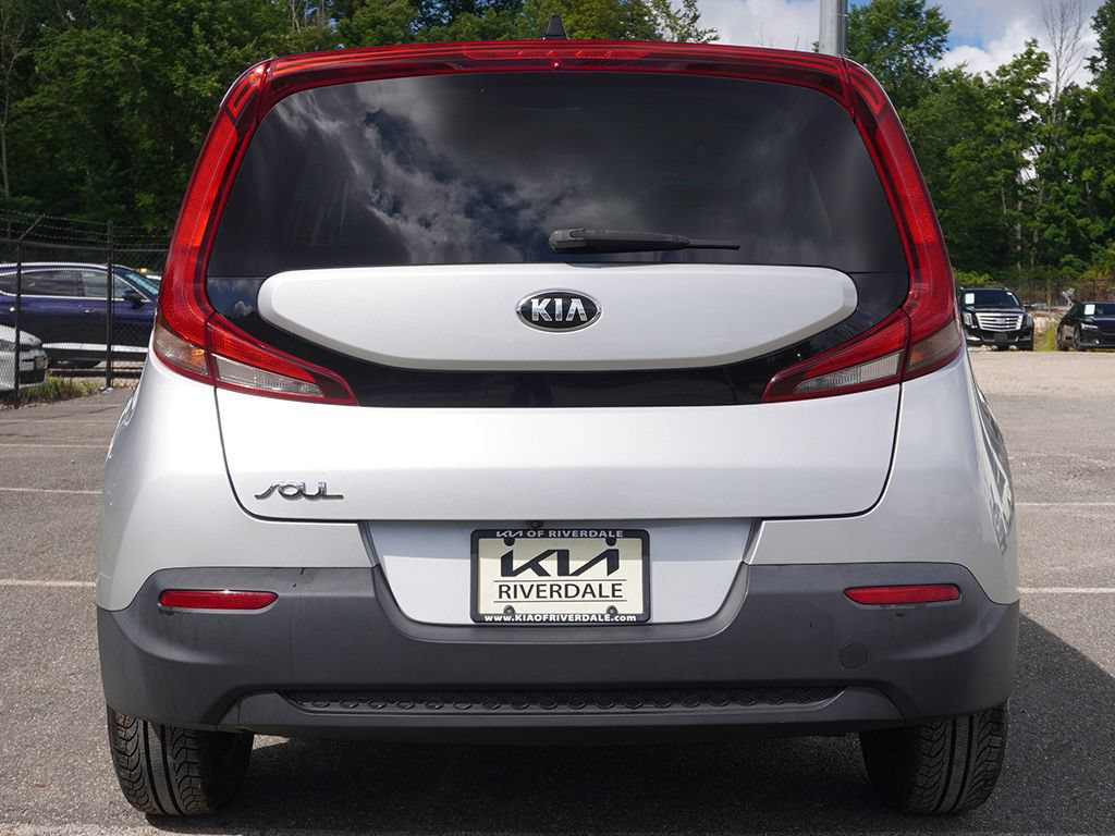 Used 2020 Kia Soul LX FWD image 9