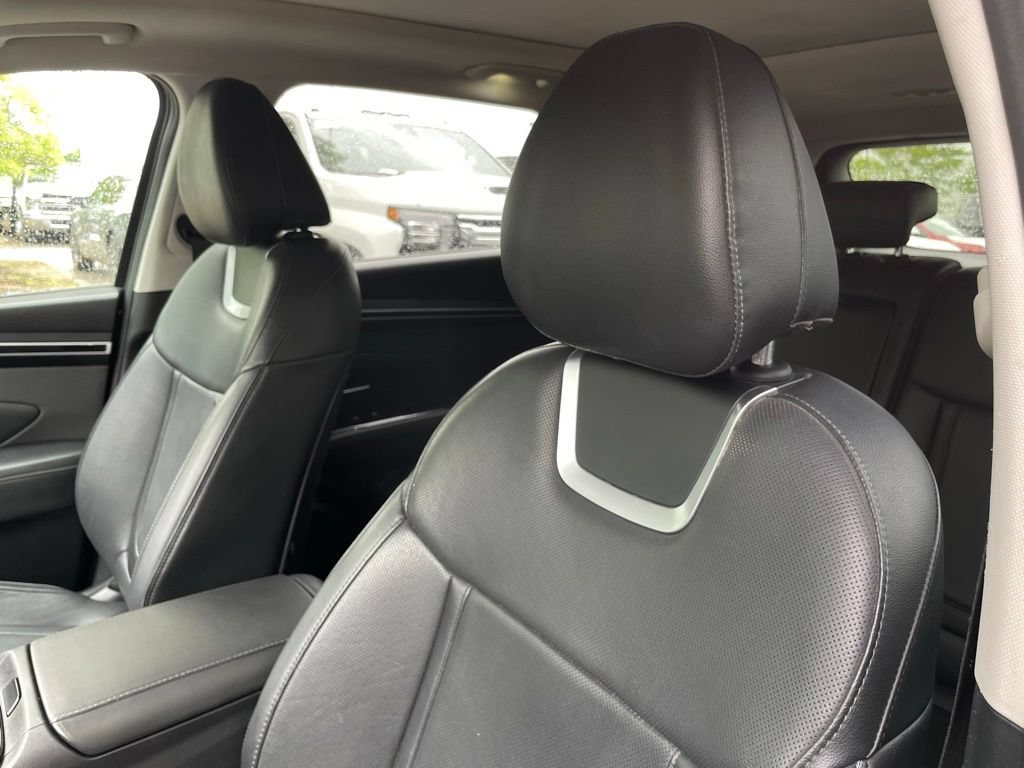 Used 2024 Hyundai Tucson Limited FWD image 25