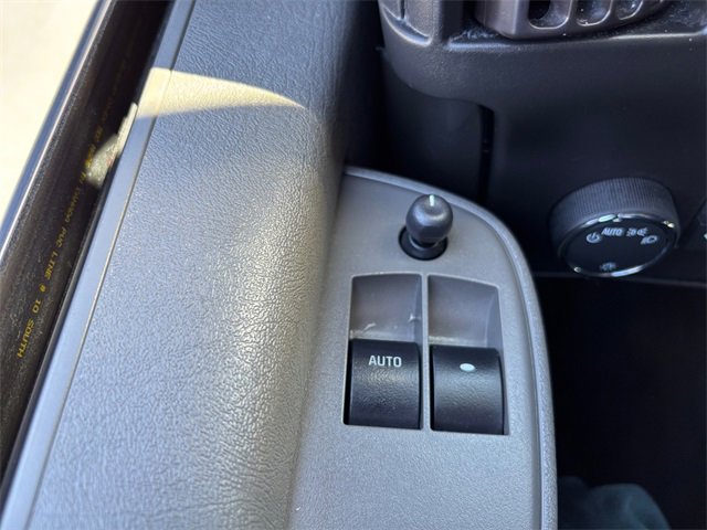 Used 2023 Chevrolet Express 2500 w/ Driver Convenience Package image 14