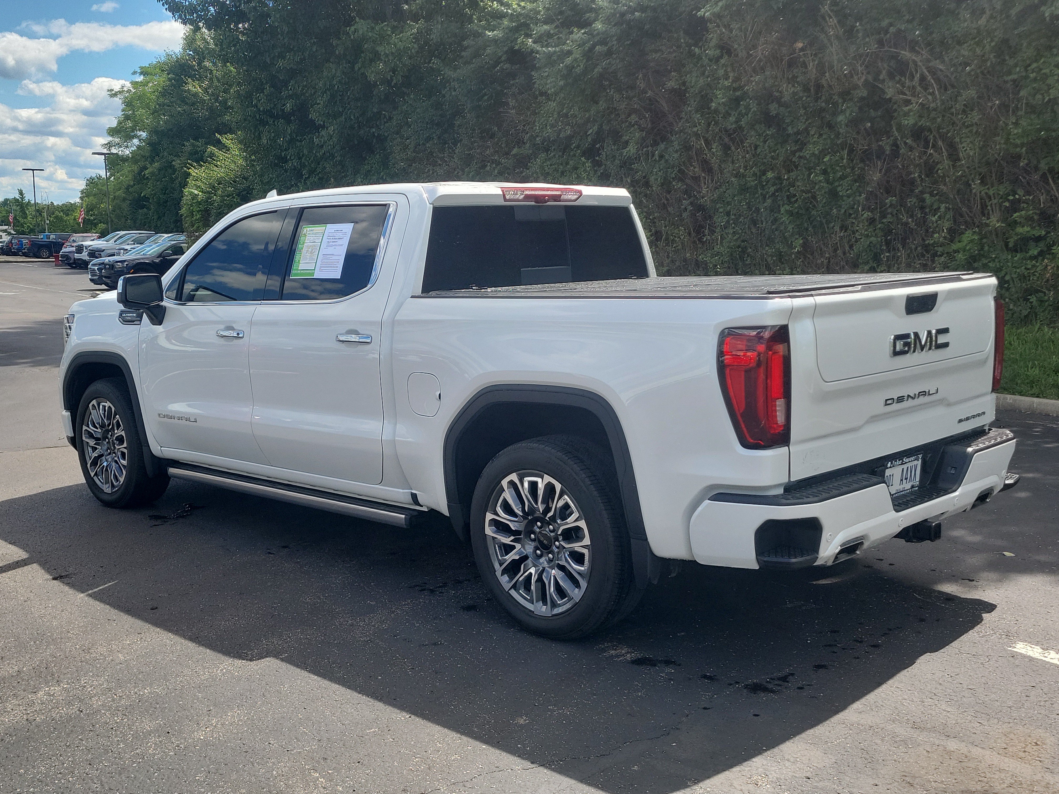 Used 2025 GMC Sierra 1500 Denali Ultimate AWD/4WD image 3