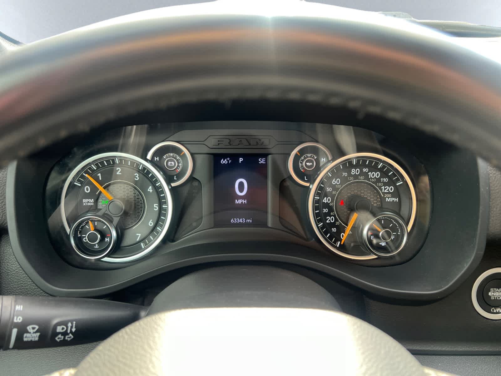 Used 2022 RAM 1500 Big Horn w/ Protection Group AWD/4WD image 9