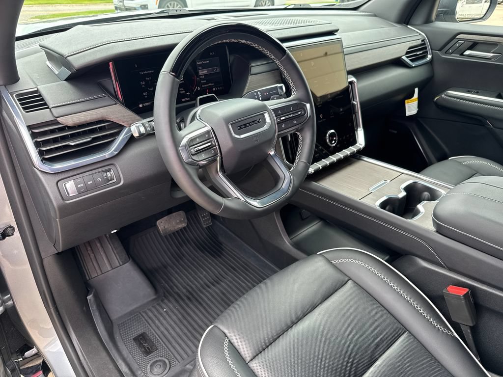 Certified 2026 GMC Acadia Denali w/ Super Cruise Package AWD/4WD image 13