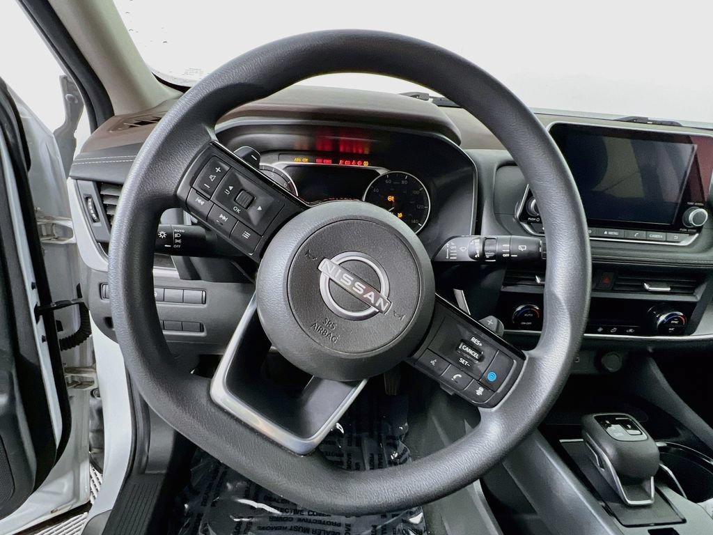 Used 2023 Nissan Rogue SV AWD/4WD image 10