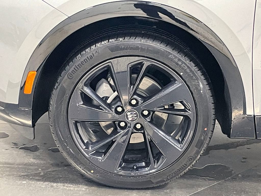 Used 2025 Buick Envision Sport Touring image 35